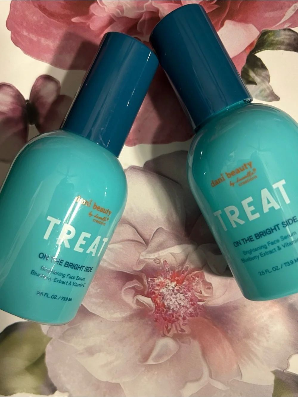 🎊TREAT On The Bright Side Brightening Face Serum - Teal